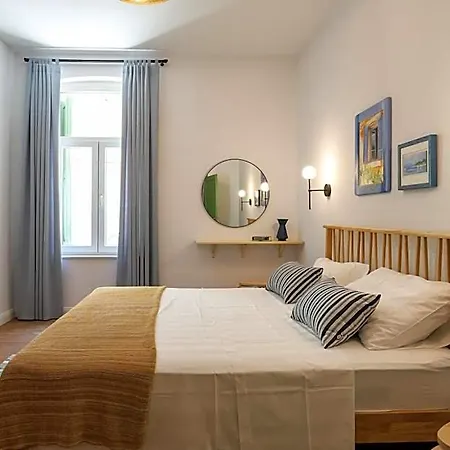 Kastel Old Town Apartamento